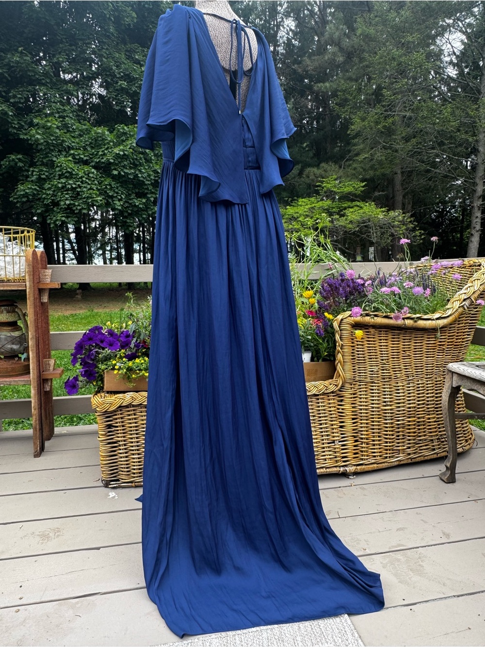 NWT Halston Heritage gown navy size 12 - Picture 2 of 12
